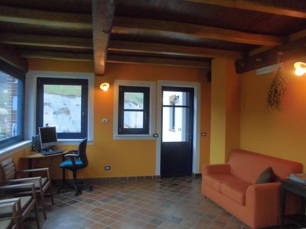 Agriturismo Bio-Ecologico Sant'Isidoro Roccaforte Mondovì Exteriér fotografie