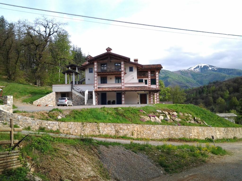Agriturismo Bio-Ecologico Sant'Isidoro Roccaforte Mondovì Exteriér fotografie